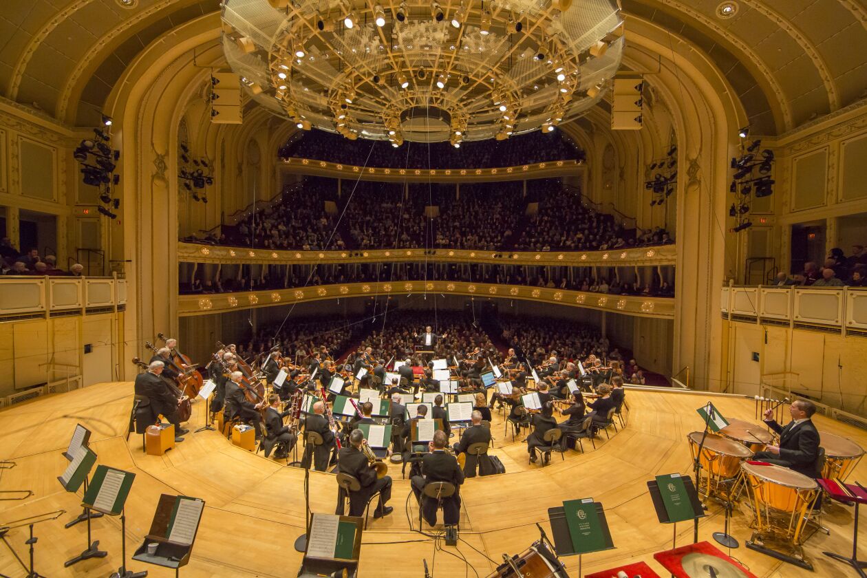 Maestro Riccardo Muti led the Chicago Symphony Orchestra in a program of works by Rossini, Beethoven and Mendelssohn. (Photo: Todd Rosenberg Photography)